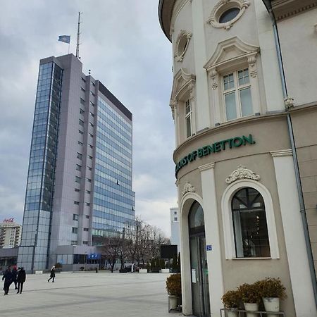 Zogu Apartments - City Center Priștina Exterior foto